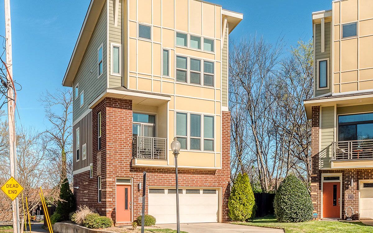 2_NODA_403_STEEL_GARDENS_BLVD_CHARLOTTE_NC_28205_002