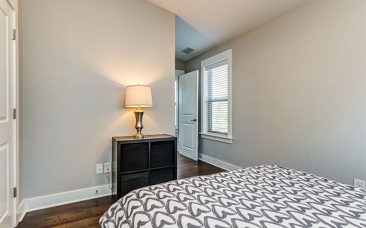 2_NODA_403_STEEL_GARDENS_BLVD_CHARLOTTE_NC_28205_018