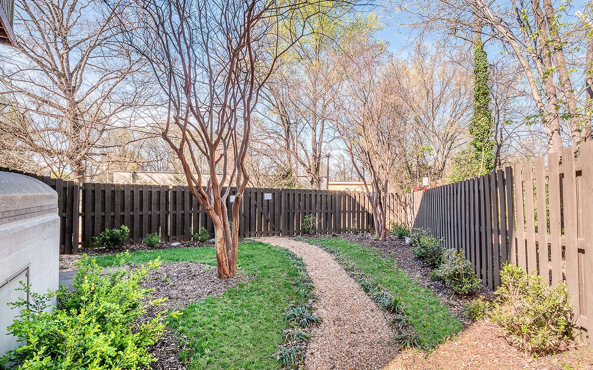2_NODA_403_STEEL_GARDENS_BLVD_CHARLOTTE_NC_28205_025