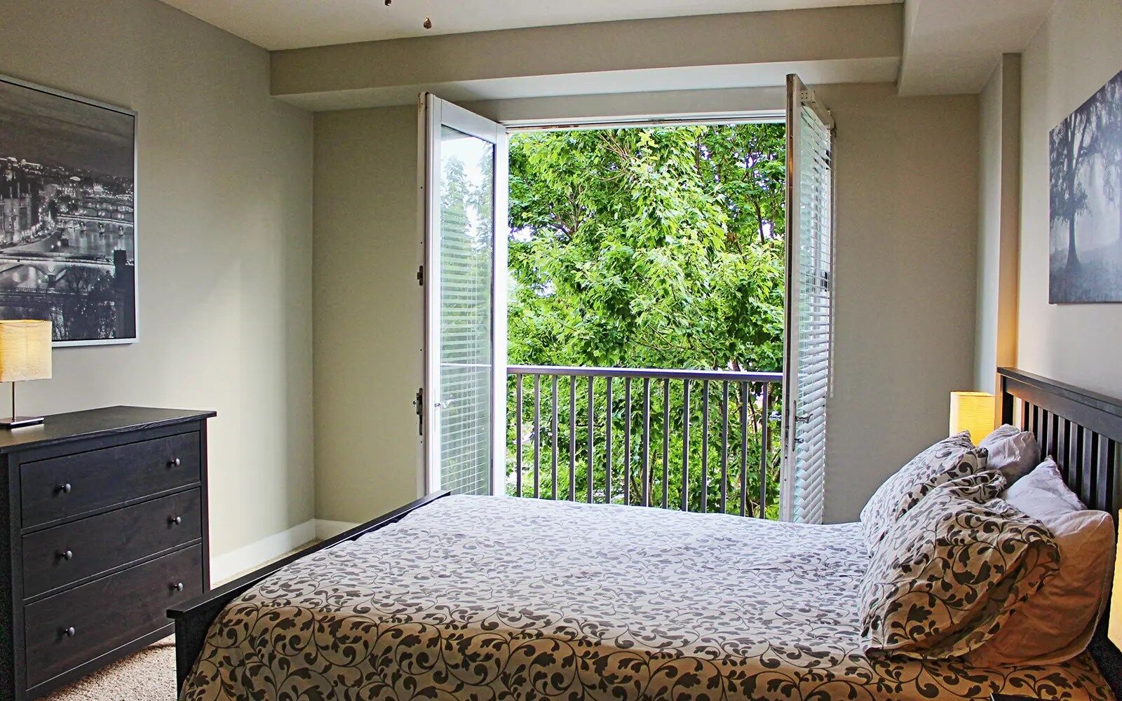 13_HEART_OF_DILWORTH_3_1315_EAST_BLVD_UNIT_336_CHARLOTTE_NC_28203_015_CROPPED-scaled copy