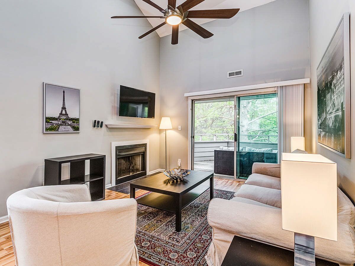 19_SOUTH_PARK_2542B_STRADBROOK_DRIVE_CHARLOTTE_NC_28210_028_CROPPED