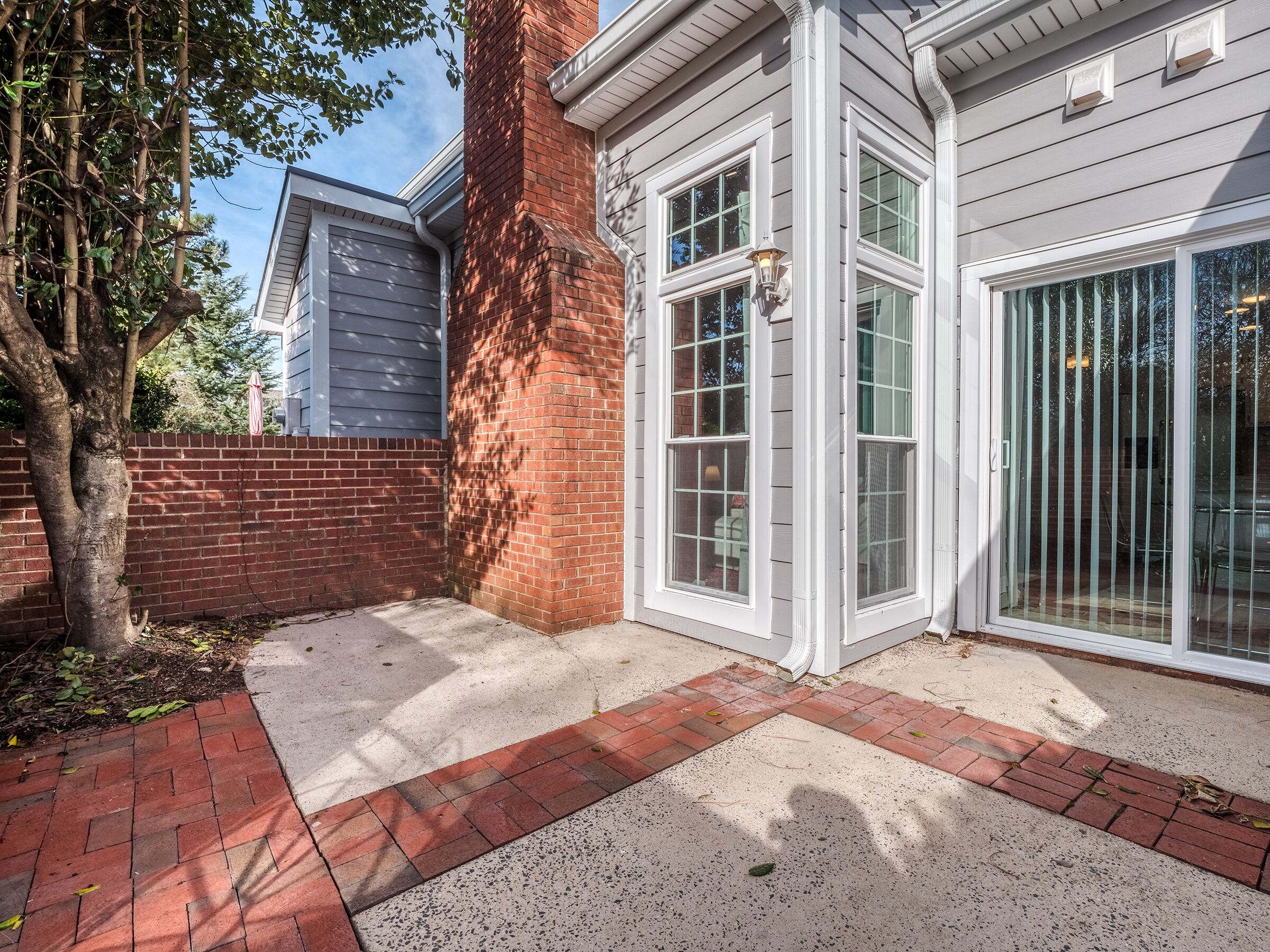 9250NVicksburgParkCt-25Patio