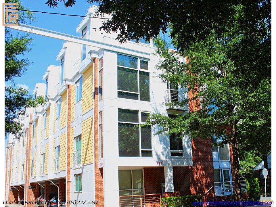 02-2084-euclid-avenue-exterior-dilworth-charlotte Exterior of 2084 Euclid Avenue furnished residence in Dilworth Charlotte NC