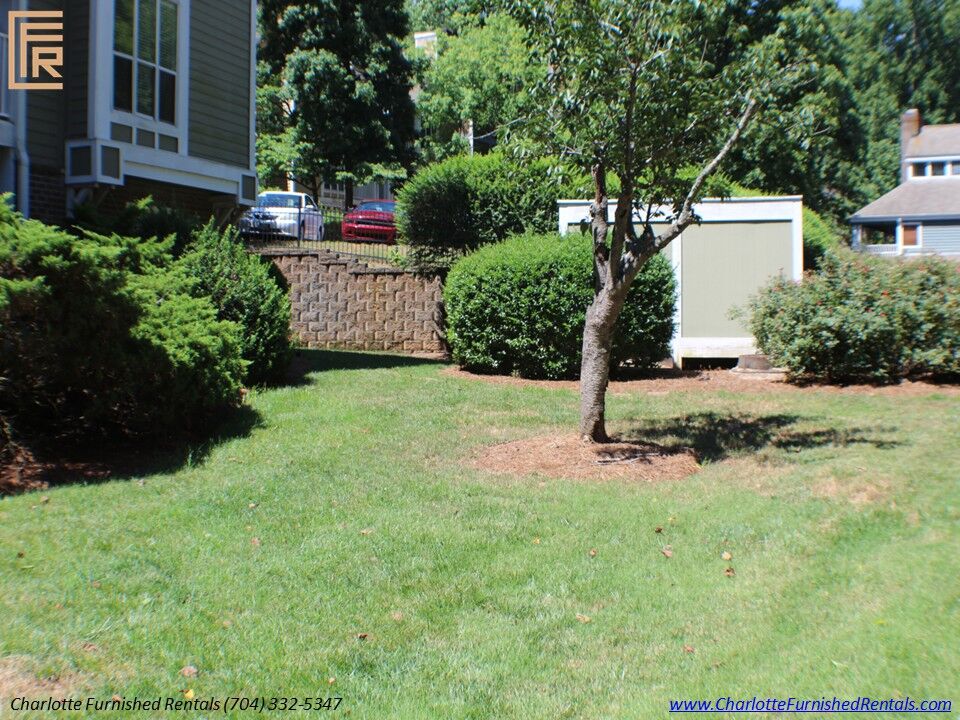 Landscaped Community Grounds | 2510 Cranbrook Lane Unit 20 Landscaped community grounds near 2510 Cranbrook Lane Unit 20 Charlotte NC