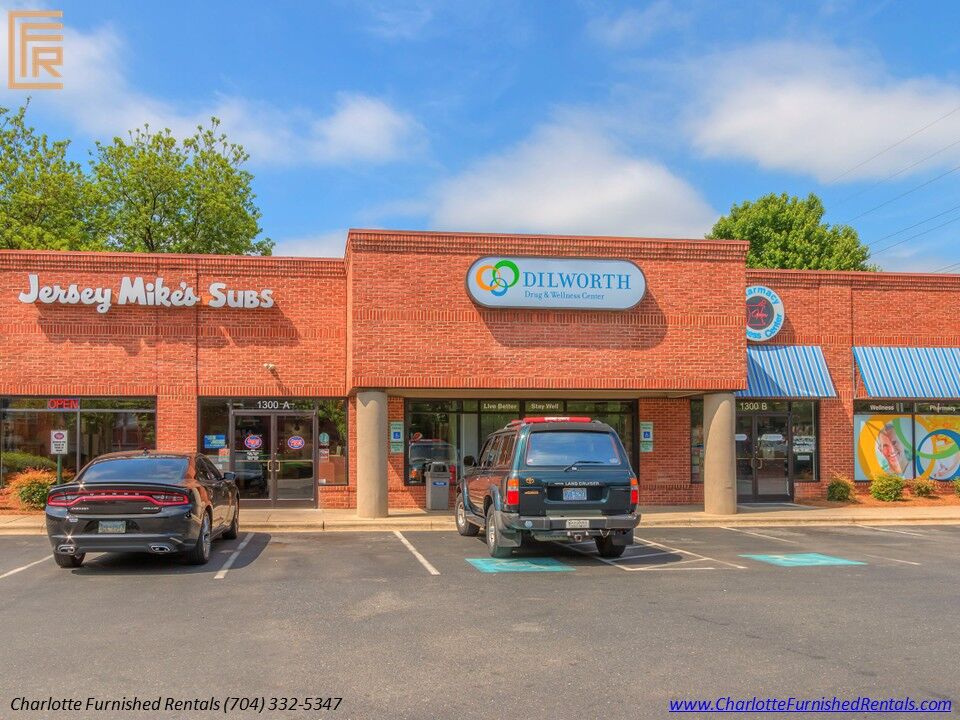 Slide28 Walkable East Boulevard shopping and dining near 1315 East Blvd in Dilworth