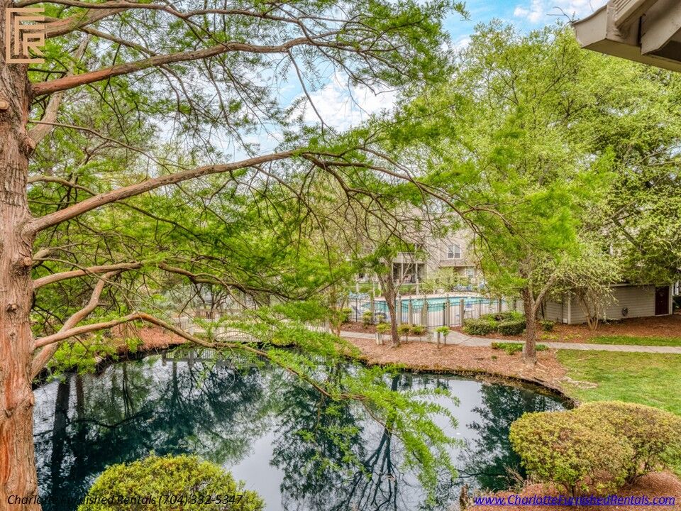 Extended stay furnished rental Charlotte | landscaped walking areas Extended stay furnished rental Charlotte near landscaped walking areas